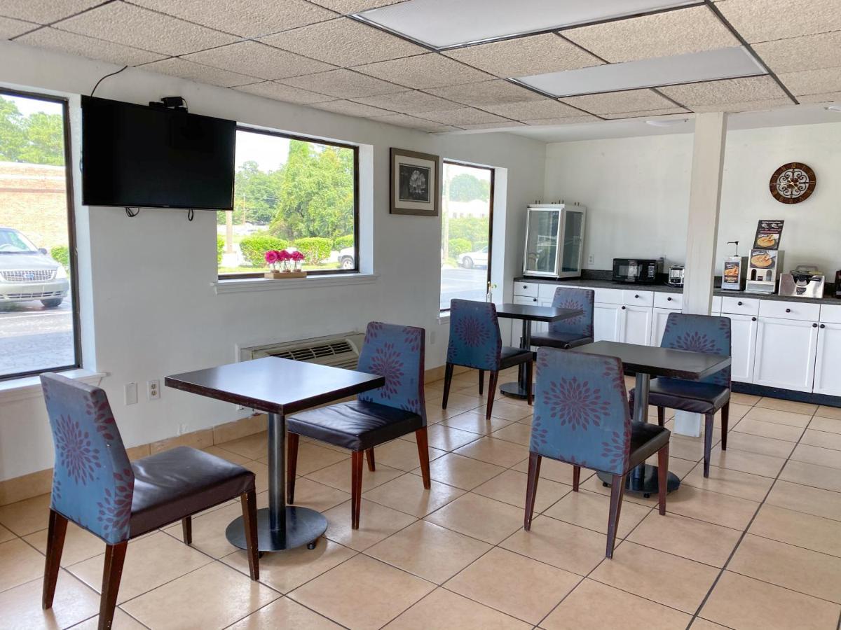 Royal Inn Richmond Hill- Savannah I-95 מראה חיצוני תמונה