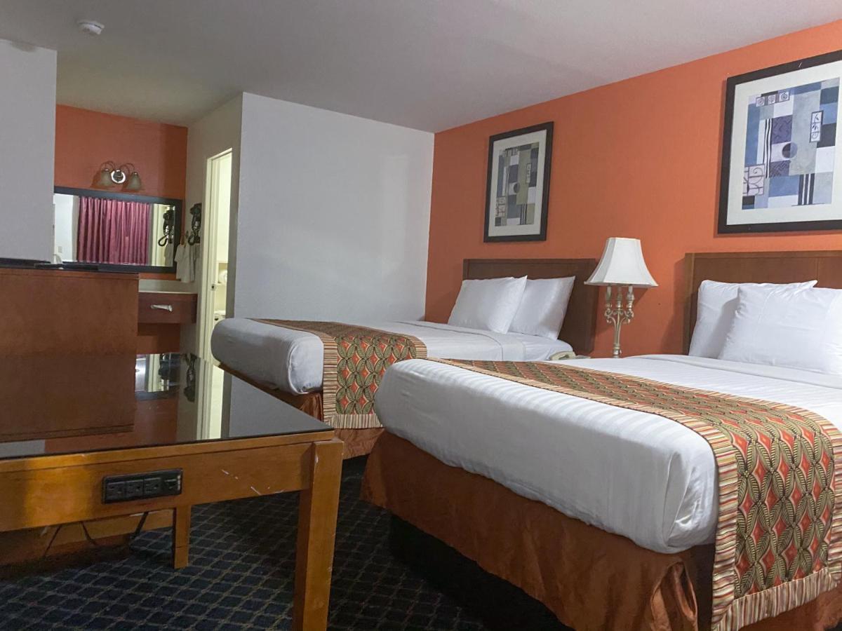 Royal Inn Richmond Hill- Savannah I-95 מראה חיצוני תמונה
